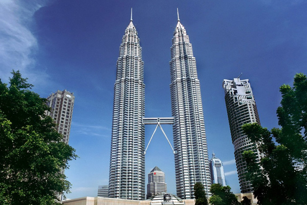 Petronas Twin Towers (KLCC)