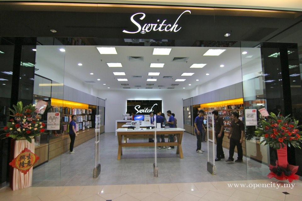 Switch Apple Store @ Alor Star Mall