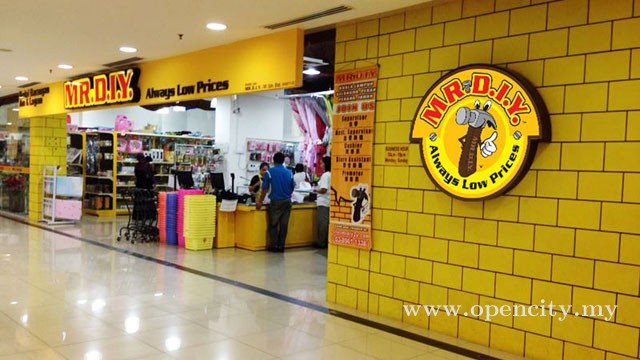 MR DIY @ Axis Atrium