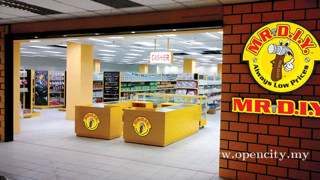 MR DIY @ Pontian Plaza